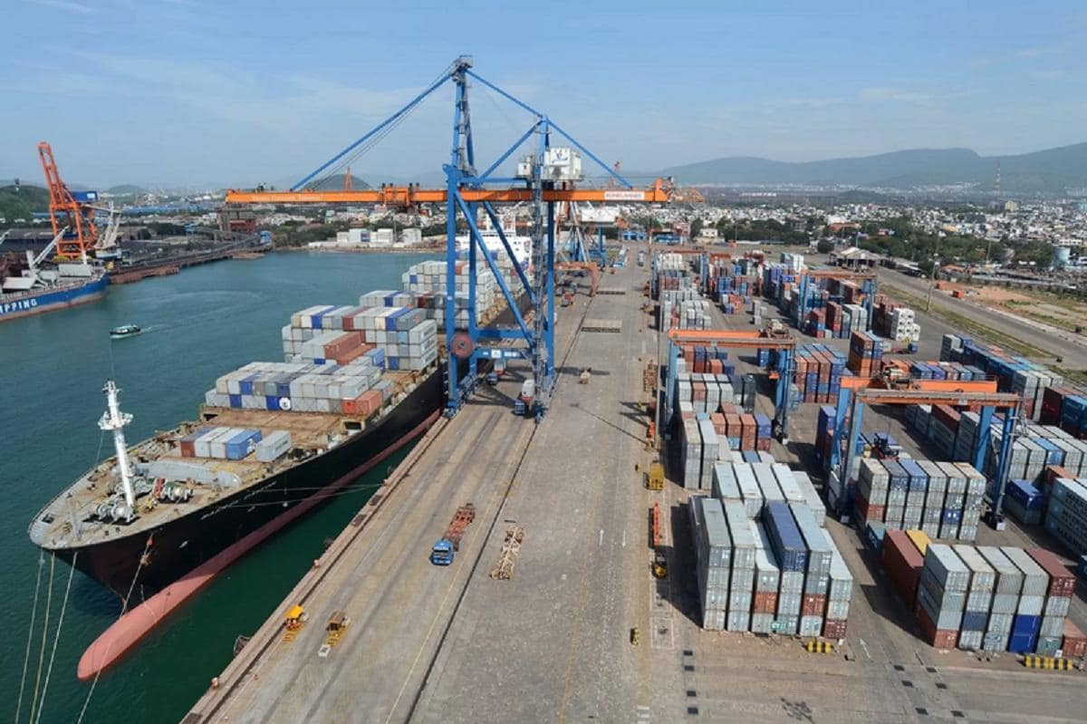 Performance improvements in port sector KPIs over the last decade (MIV 2030)